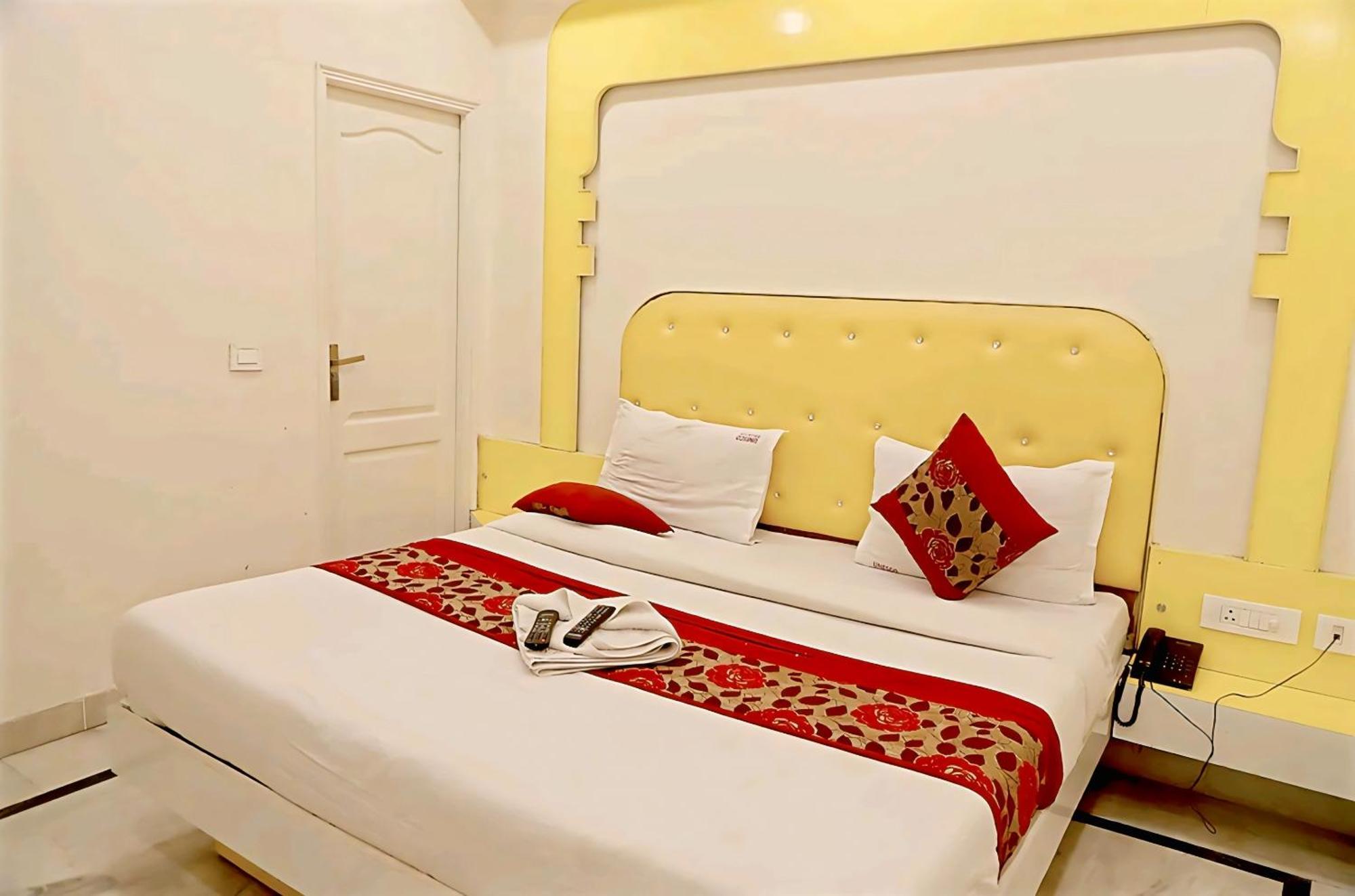 Leo Continental Hotel 2*